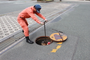 写真：警防調査・水利点検