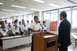 写真：選手代表のあいさつ