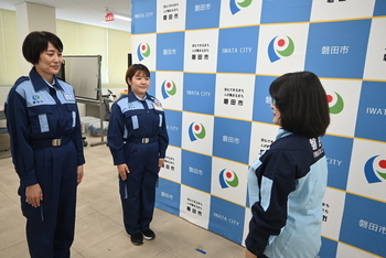 被災地支援職員派遣出発式の写真